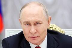 Путин заявил, что ВС РФ удерживают стратегическое преимущество, идут вперед Путин заявил, что ВС РФ удерживают стратегическое преимущество, идут вперед