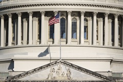 Сенат США отклонил резолюцию о военных полномочиях Трампа в Иране Сенат США отклонил резолюцию о военных полномочиях Трампа в Иране