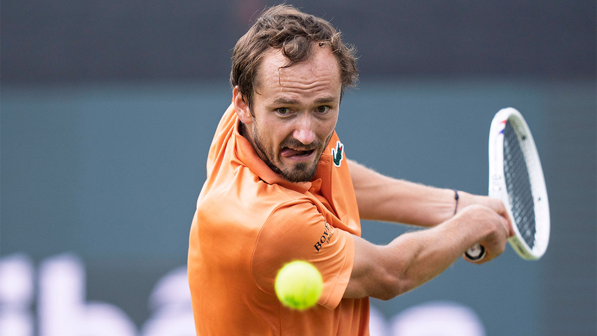 Даниил Медведев опустился на девятое место в рейтинге ATP