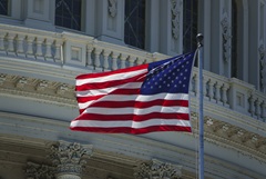 Сенат США принял резолюцию по ограничению военных полномочий Трампа Сенат США принял резолюцию по ограничению военных полномочий Трампа
