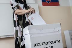 В Словакии не удалось провести референдум по лишению Фицо пожизненных выплат В Словакии не удалось провести референдум по лишению Фицо пожизненных выплат