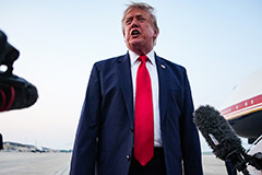Трамп пообещал мощные удары по Ирану в случае гибели американских военных Трамп пообещал мощные удары по Ирану в случае гибели американских военных