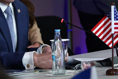 Рубио перед встречей с Лавровым заявил, что только США могут помочь в урегулировании на Украине Рубио перед встречей с Лавровым заявил, что только США могут помочь в урегулировании на Украине
