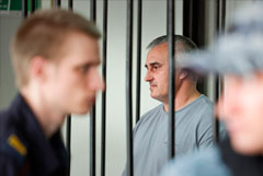 Суд в Екатеринбурге арестовал второго фигуранта дела об избиении ученого Зезина Суд в Екатеринбурге арестовал второго фигуранта дела об избиении ученого Зезина