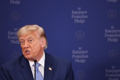 Трамп заявил, что предпочитает соглашение с Ираном, чтобы избежать жертв Трамп заявил, что предпочитает соглашение с Ираном, чтобы избежать жертв