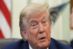 Трамп пообещал обжаловать решение о прекращении строительства бального зала в Белом доме Трамп пообещал обжаловать решение о прекращении строительства бального зала в Белом доме