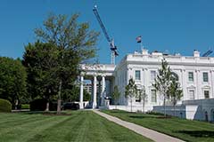 Администрация Трампа планирует потратить $927 млн на капитальный ремонт Белого дома Администрация Трампа планирует потратить $927 млн на капитальный ремонт Белого дома
