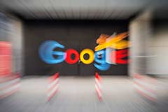 Google оштрафована на 7,6 млн руб. за отказ удалять запрещенный в РФ контент Google оштрафована на 7,6 млн руб. за отказ удалять запрещенный в РФ контент