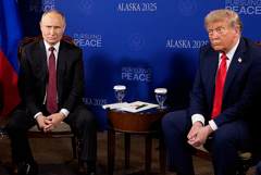 Саммит на Аляске: год спустя Саммит на Аляске: год спустя