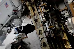 Астронавты NASA и ESA вышли в открытый космос с борта МКС для ремонтных работ Астронавты NASA и ESA вышли в открытый космос с борта МКС для ремонтных работ