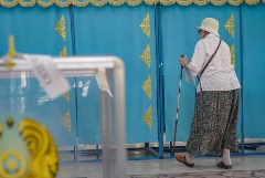 Явка на выборы в однопалатный парламент в Казахстане к 18:00 составила 72,15% Явка на выборы в однопалатный парламент в Казахстане к 18:00 составила 72,15%