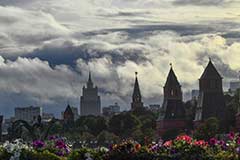 Более 50% месячной нормы осадков может выпасть в Москве за выходные Более 50% месячной нормы осадков может выпасть в Москве за выходные
