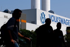 Совет директоров Volkswagen одобрил программу сокращения 50 тыс. рабочих мест Совет директоров Volkswagen одобрил программу сокращения 50 тыс. рабочих мест