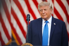 Трамп вновь предложил переименовать Ормузский пролив в свою честь Трамп вновь предложил переименовать Ормузский пролив в свою честь