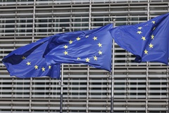 Глава ЕК объявила о транше финансирования оборонных нужд Украины в 3,3 млрд евро Глава ЕК объявила о транше финансирования оборонных нужд Украины в 3,3 млрд евро