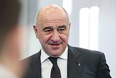 Темрезов переизбран главой Карачаево-Черкессии Темрезов переизбран главой Карачаево-Черкессии