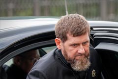 Кадыров набирает 99,85% на выборах главы Чечни по итогам обработки 100% бюллетеней Кадыров набирает 99,85% на выборах главы Чечни по итогам обработки 100% бюллетеней