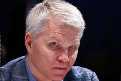 Турлов заявил об отсутствии оснований лишать Колобкова поста вице-президента ФИДЕ Турлов заявил об отсутствии оснований лишать Колобкова поста вице-президента ФИДЕ