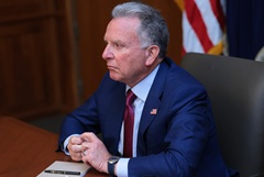 Axios ������� � ��������� ����������� ��������, ���������� � �������������� �� � ����