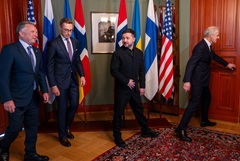 Axios �������� � "������������ ���������" �� ����������� ���, ������� � ��