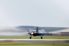 �������� � Lockheed Martin ��������� ���������� � ������������ 850 �����-������������ F-35