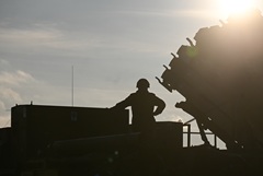 Пентагон готовит военные базы к автономной работе в течение 90 дней на случай войны Пентагон готовит военные базы к автономной работе в течение 90 дней на случай войны