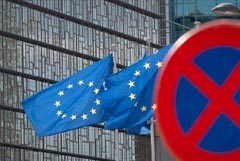 Кремль исключил участие европейцев в трехсторонних переговорах по Украине Кремль исключил участие европейцев в трехсторонних переговорах по Украине