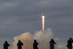"Роскосмос" сообщил о продлении перекрестных полетов на МКС до 2030 года "Роскосмос" сообщил о продлении перекрестных полетов на МКС до 2030 года